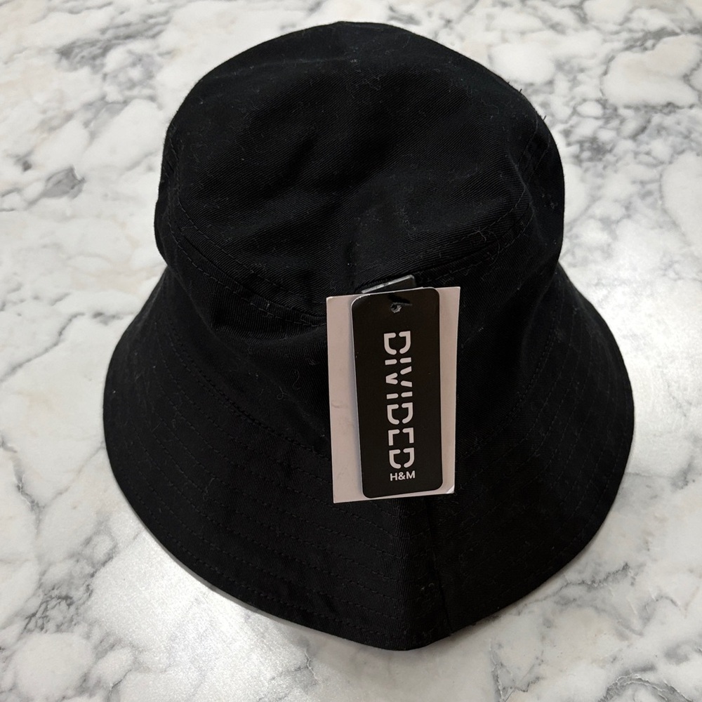 Divided (H & M) Black Cotton Bucket Hat for Men